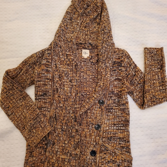 Sweater - Picture 2 of 2